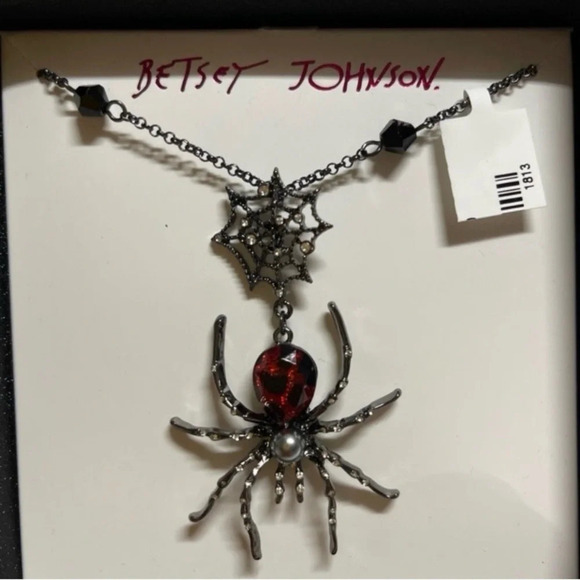 BETSEY JOHNSON SET 5-Piece Halloween Spider Bracelet Necklace Ring Earrings NWT - Picture 2 of 16